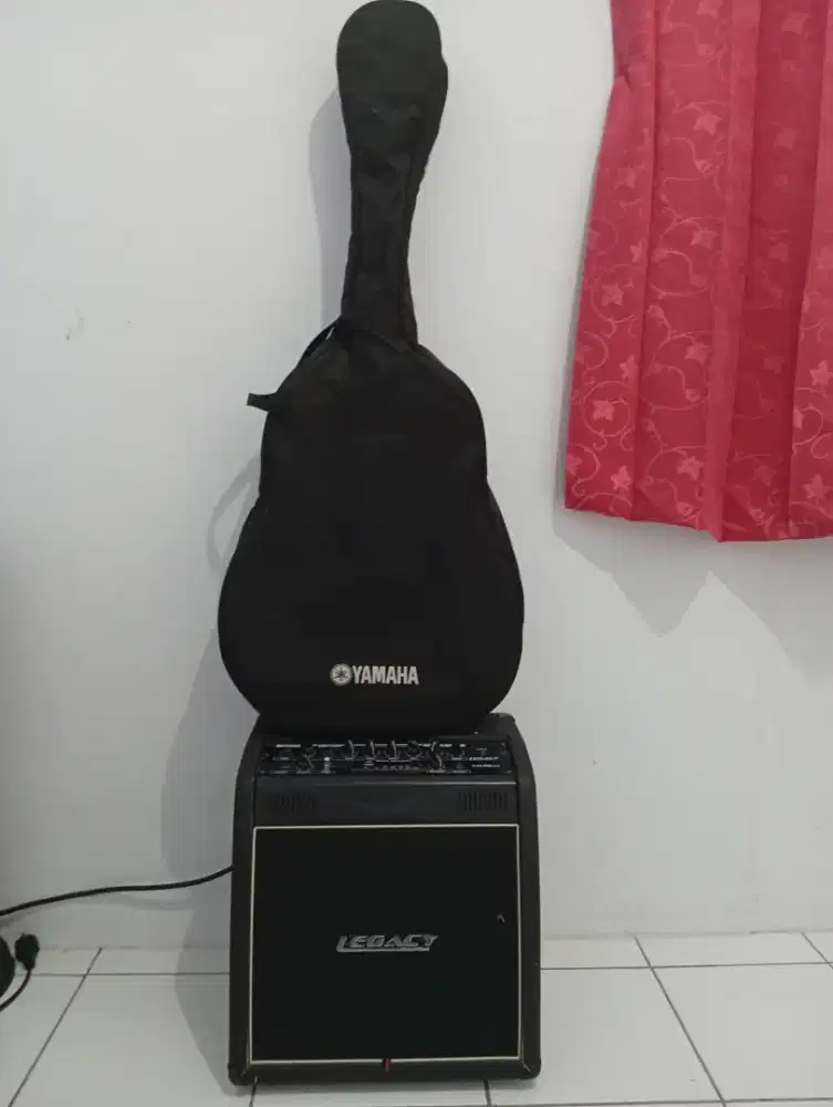 Gitar yamaha FX310