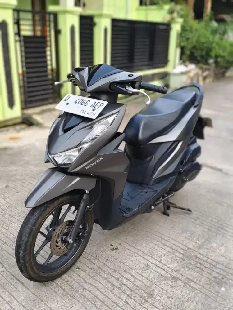 HONDA BEAT DULUXE CBS ISS 2024