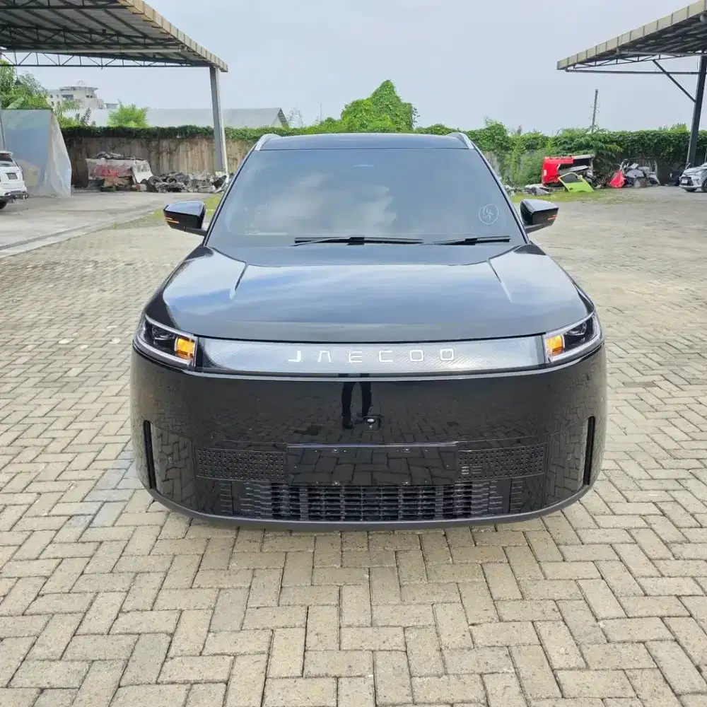 Jaecoo J5 Premium - Jet Black