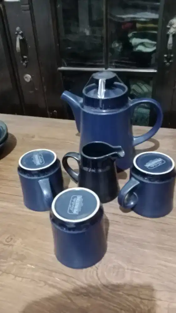 Set Teko dan Cangkir