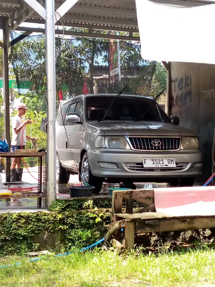 Kijang kapsul lgx