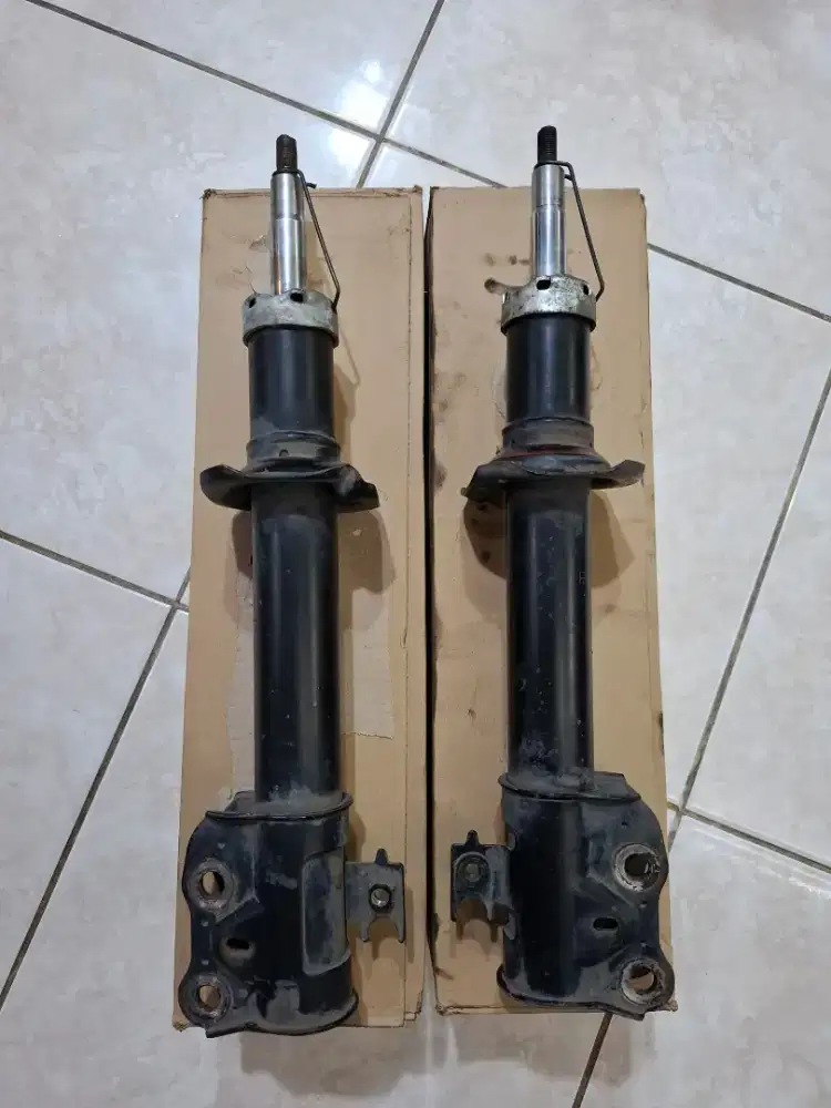 Shockbreaker depan sirion original