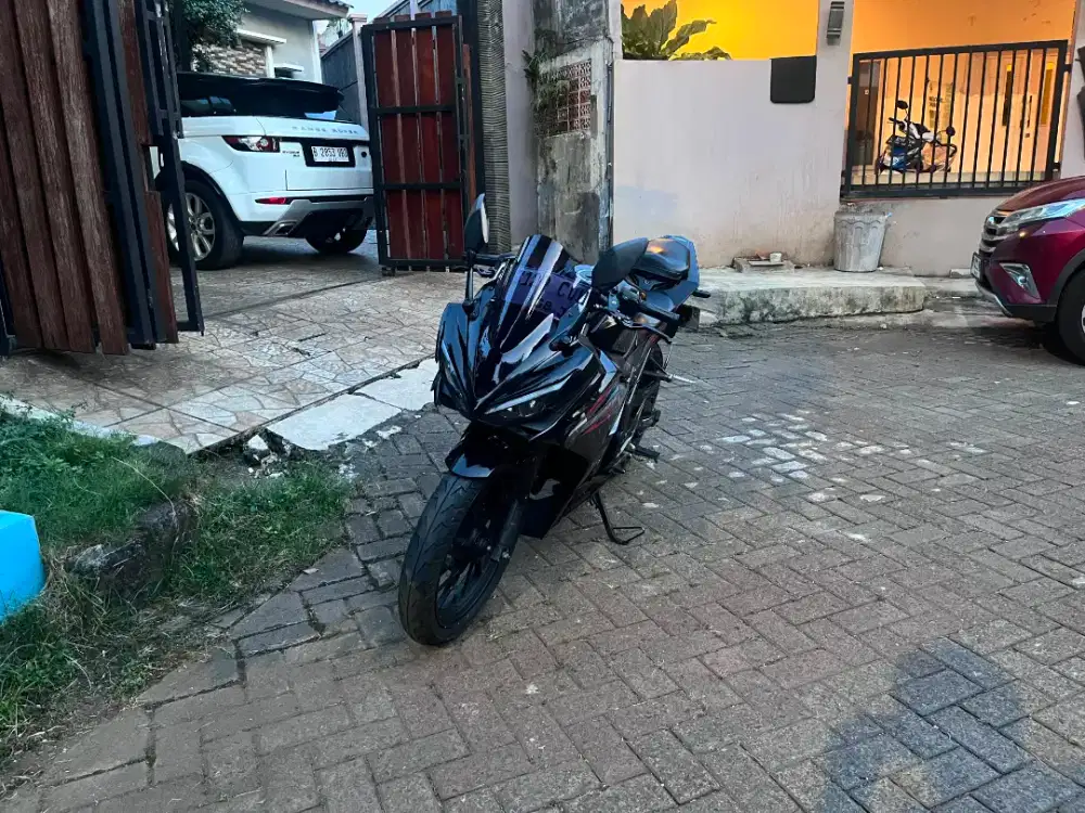 Honda CBR 150 R 2017