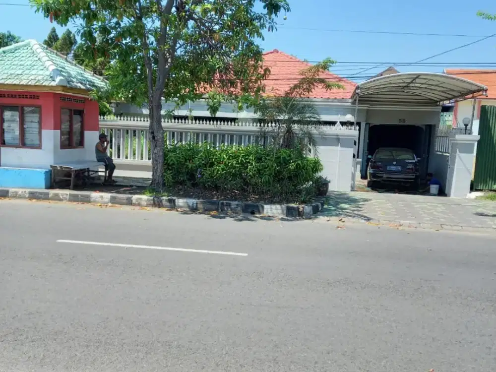 DIJUAL RUMAH BESAR DI JL MONGINSIDI SIDOARJO
