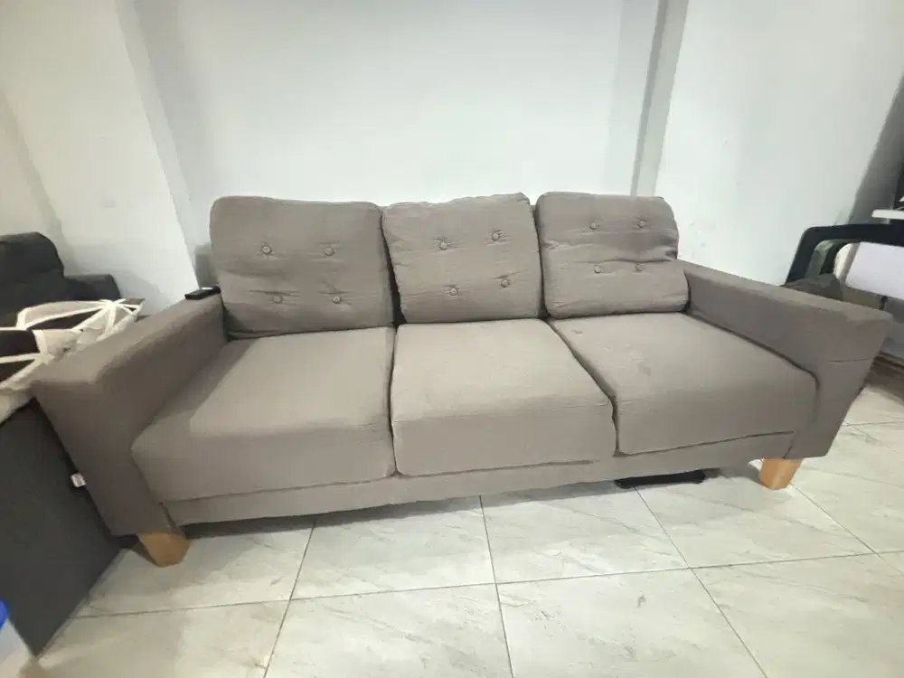 Sofa selma bekas