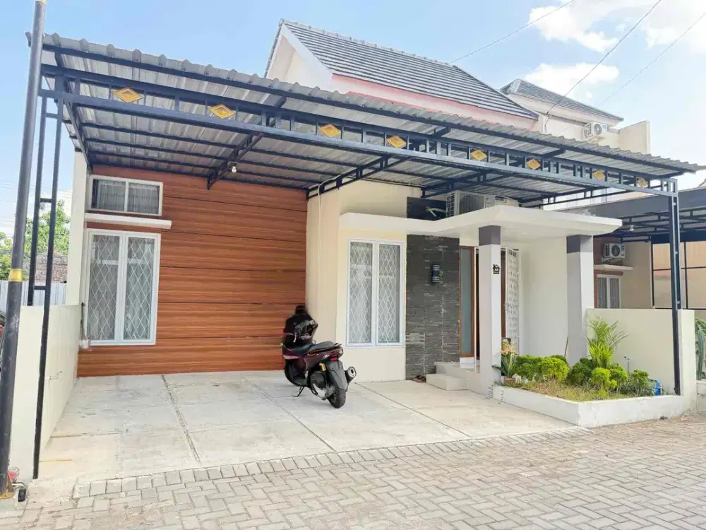 Rumah Cantik Siap Huni Strategis Semi Furnish Di Cluster One Gate