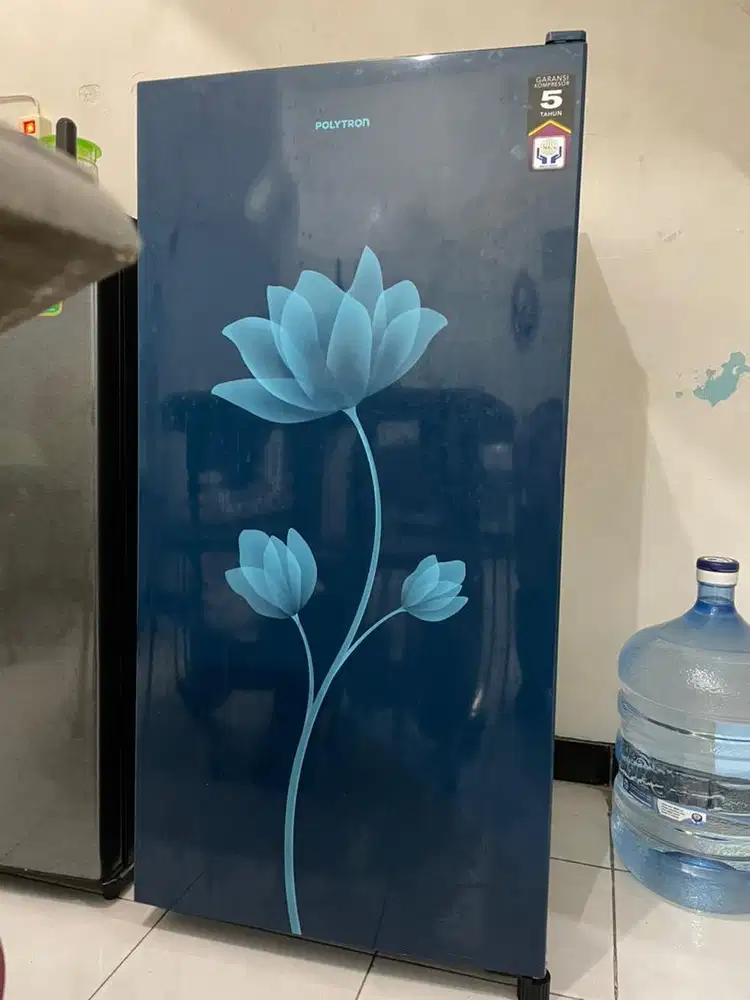 Kulkas 1 Pintu POLYTRON PRB 179 B/R 170 Liter