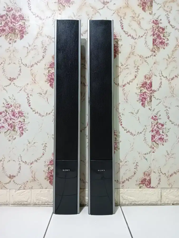 speaker Sony tinggi 82cm normal