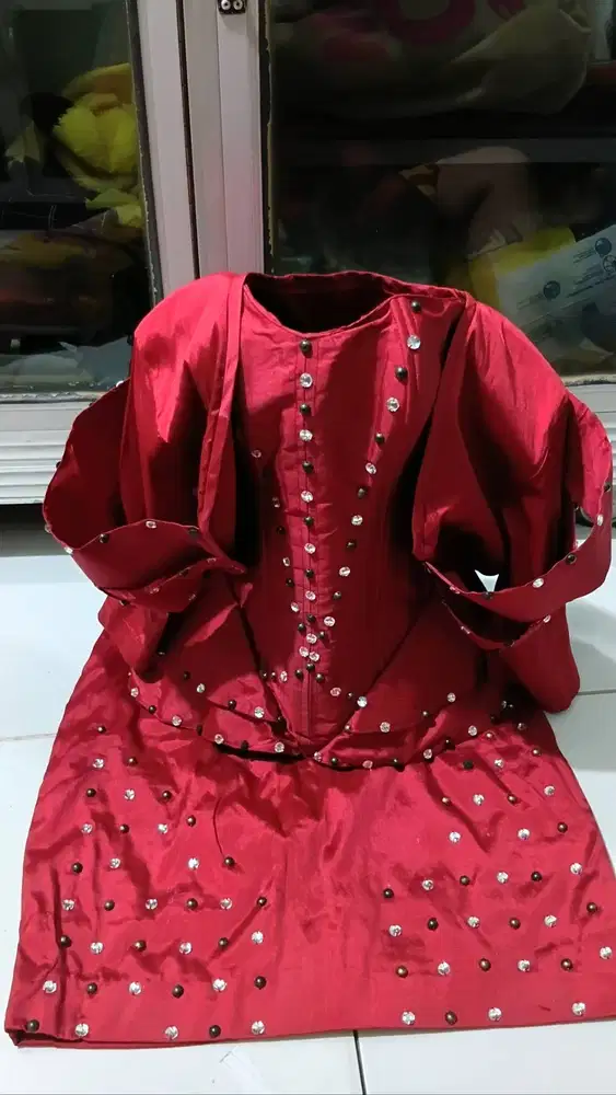 Baju model/penyanyi