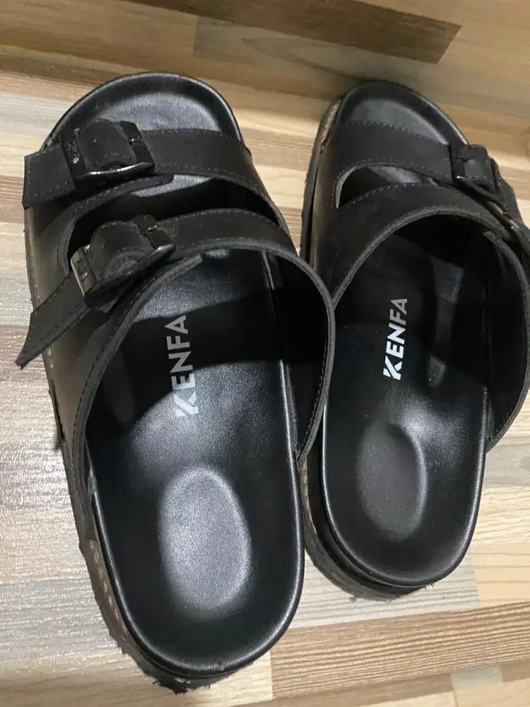 Sendal pria bagus banget hitam