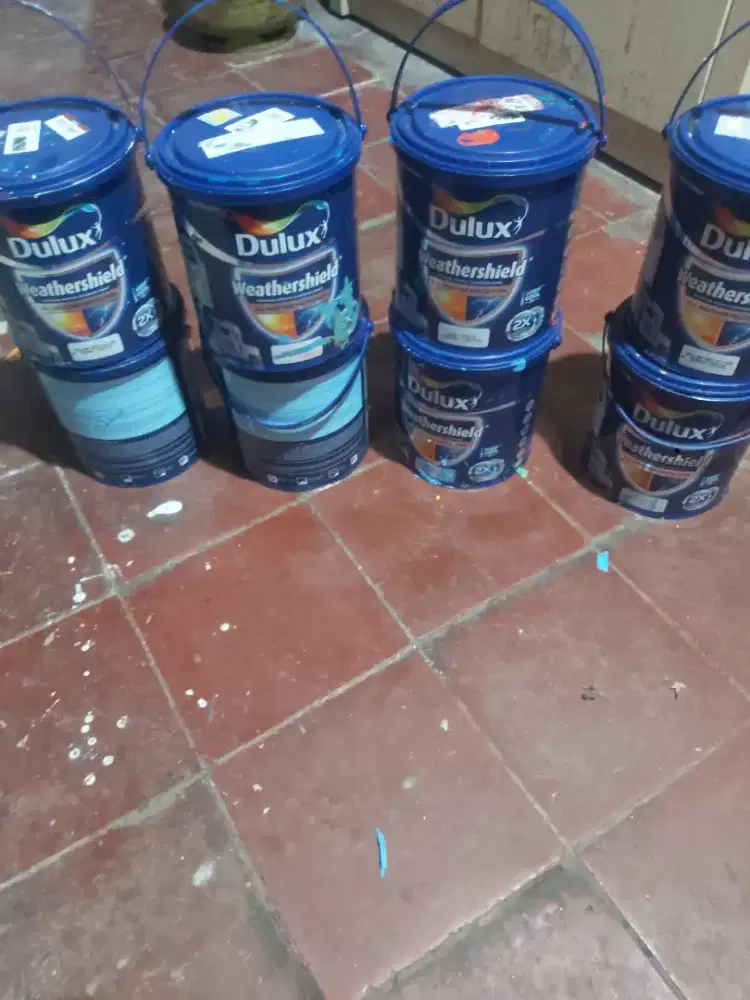 Cat Dulux Weathershield baru belum di buka 8pcs Nego tipis