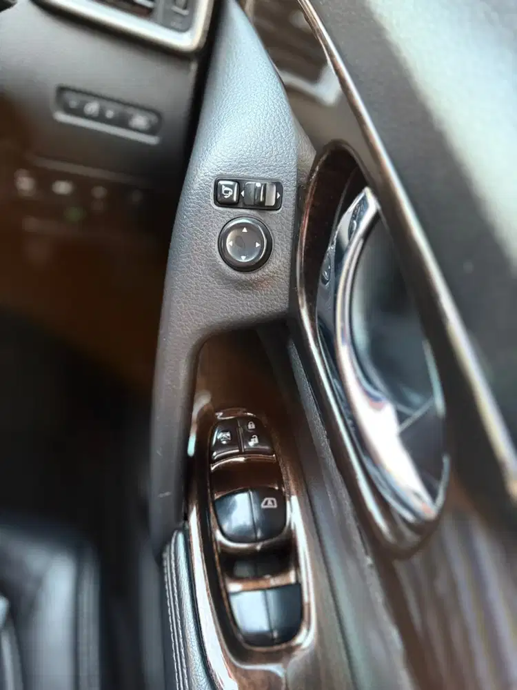Nissan X-Trail 2014 Bensin