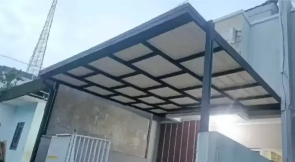 Kanopi baja ringan
