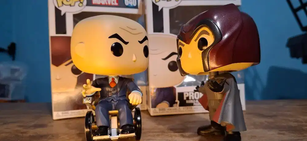 Funko Pop Professor X & Magneto