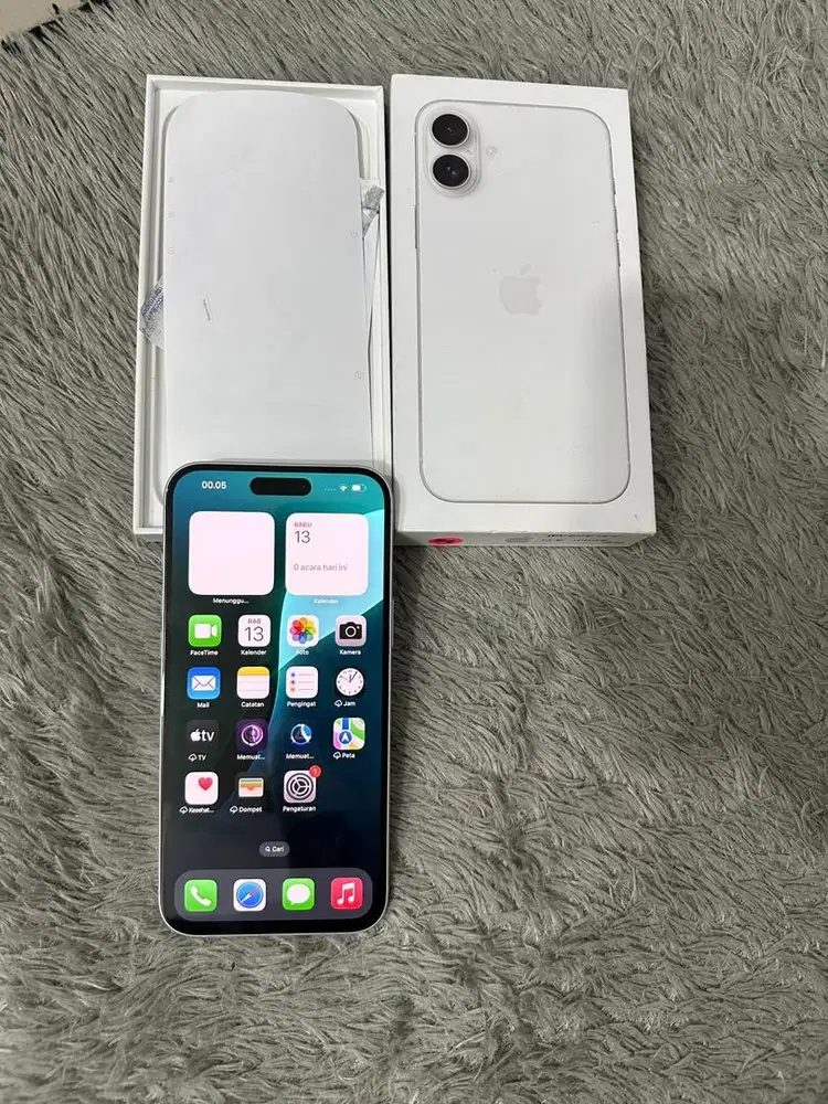 Iphone 17 256gb White IBOX Garansi On Maret 2027
