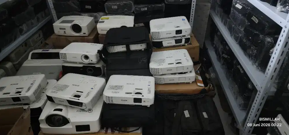 Lcd proyektor terima Jual beli tuker tambah