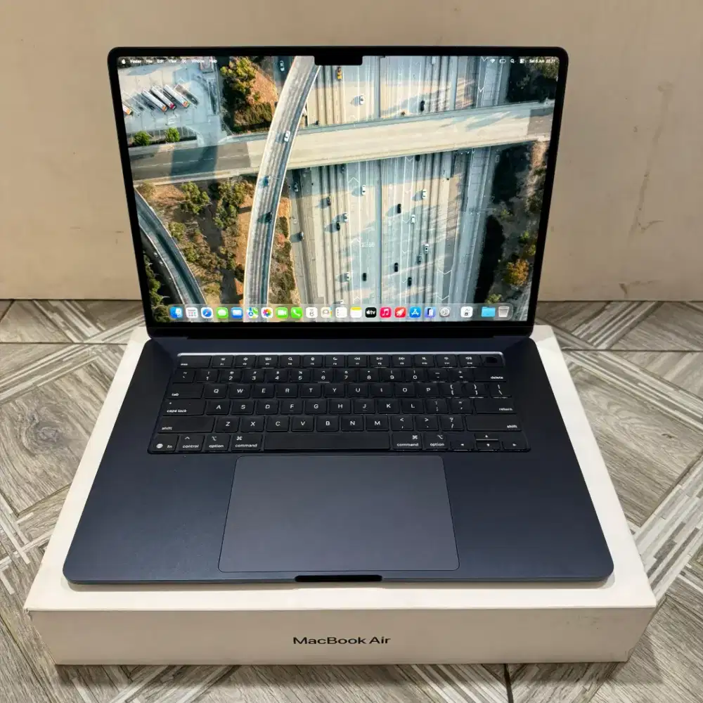 WTS Air M4 2025 16/512 15inch