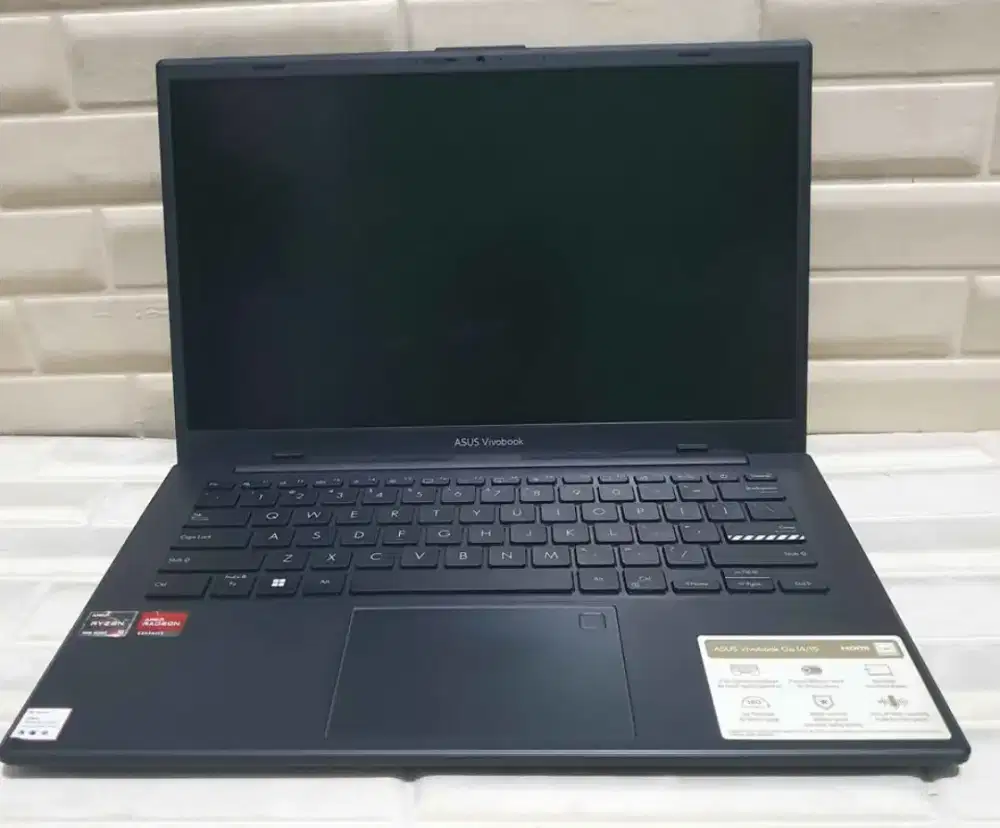Laptop Asus Vivobook Go E1404FA