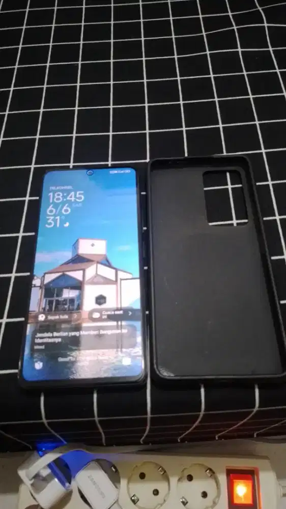 Poco F4 8/256 bekas