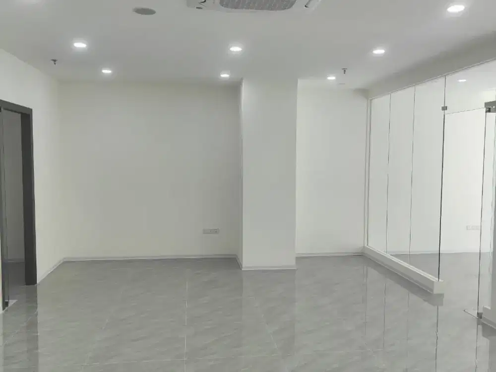 Disewakan ruang kantor premium di Pluit, Jakarta Utara!
