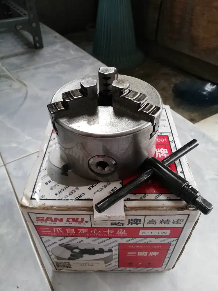 DIJUAL : CHUCK BUBUT JAW 3 SELF CENTERING MERK SAN OU K11- 100  ( 4