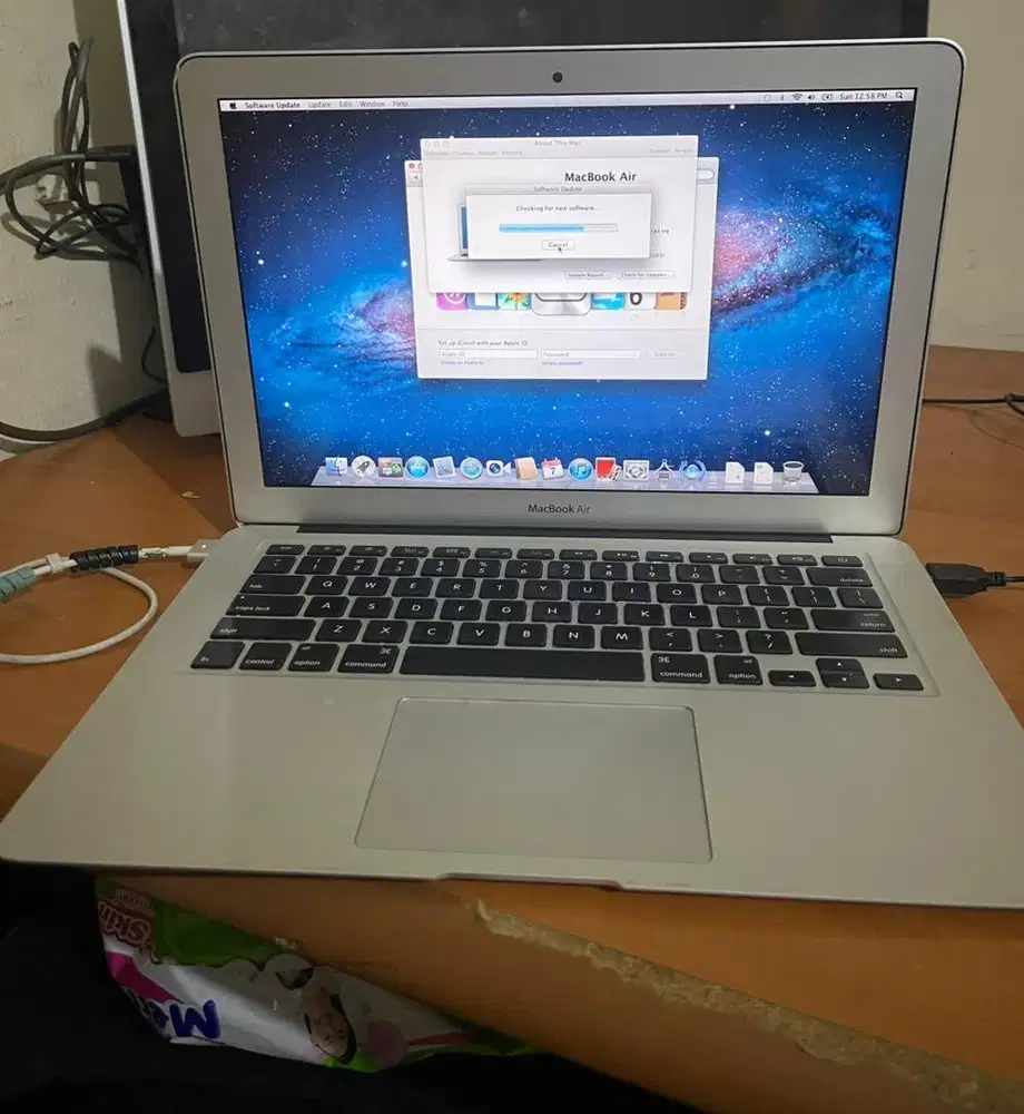 Macbook air 2012 processor i5 / 4 / 128