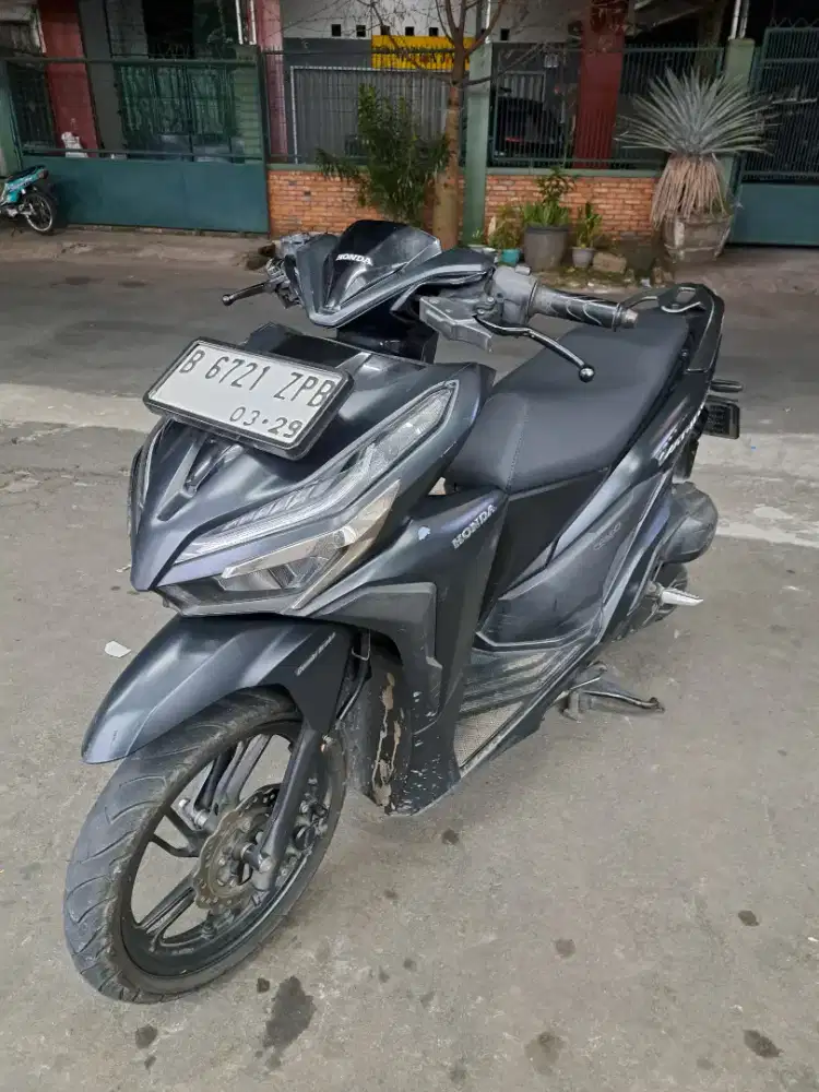 Vario 150 2019 hitam doff