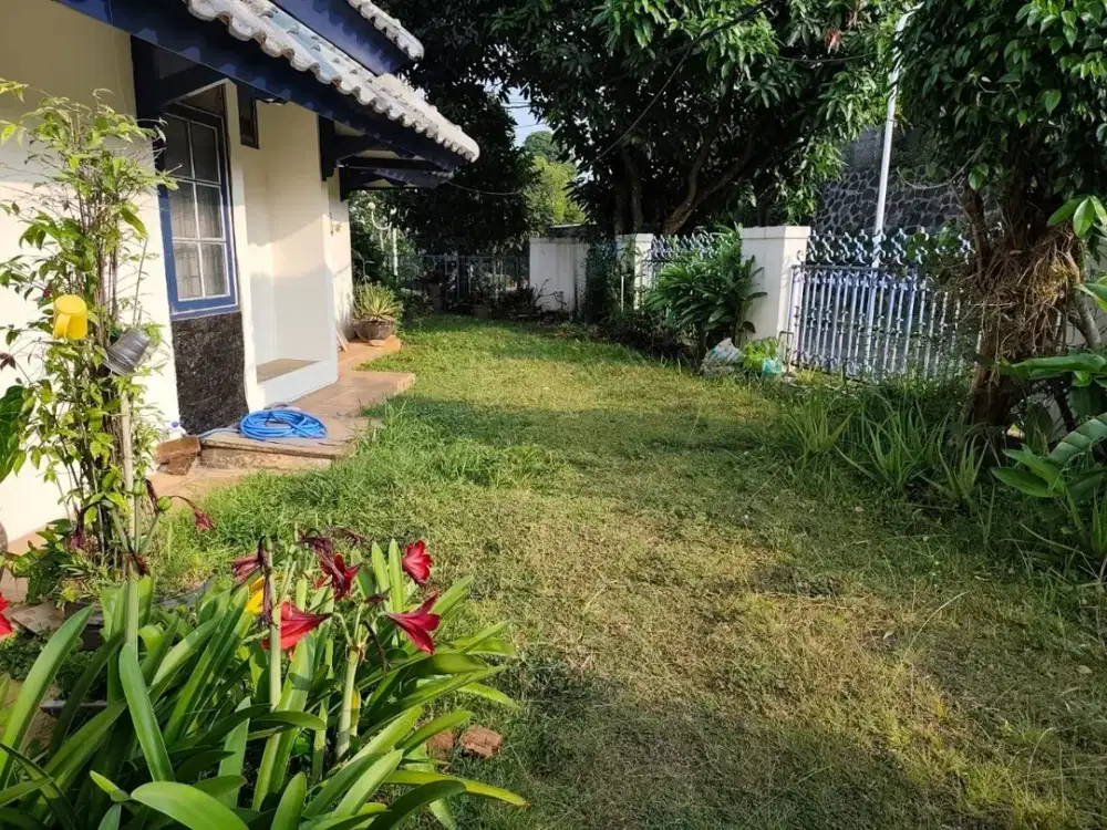 Dijual Villa mewah Hook 2 lantai siap huni Terawat View Cantik