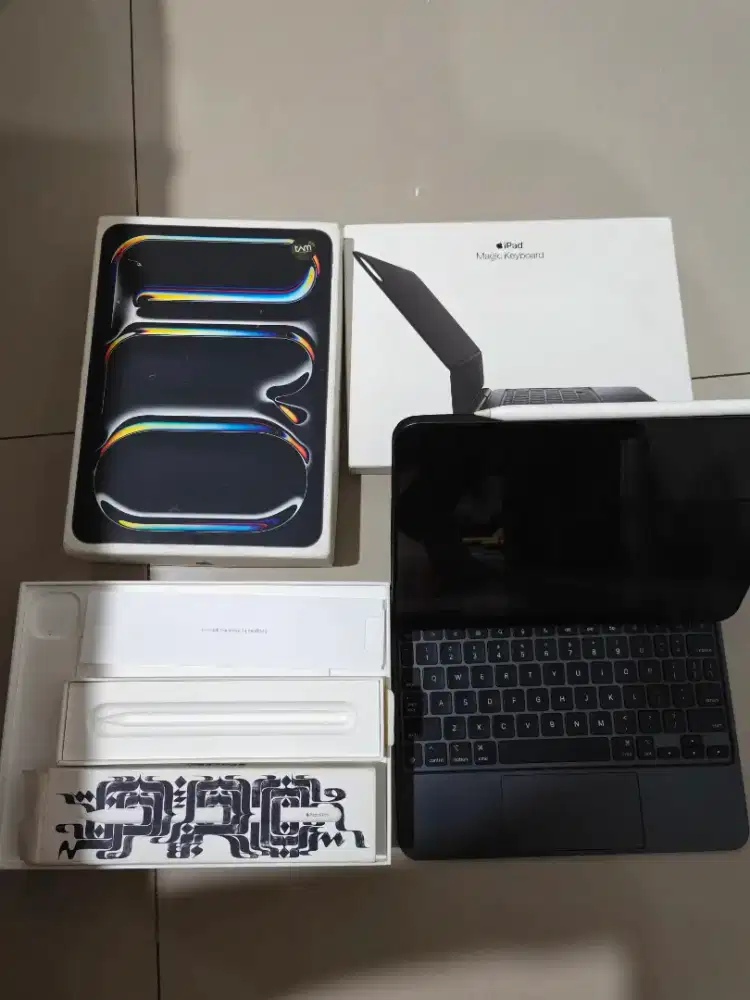 Ipad Pro M4 iBox + Apple Magic Keyboard + Pencil Pro 256gb 11 inc Wifi