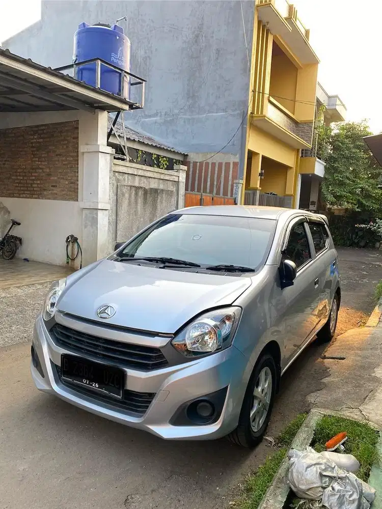 Dijual Mobil Ayla low KM
