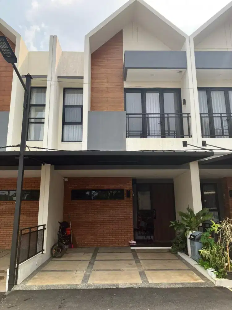 Rumah Ciater BSD 2 Lantai