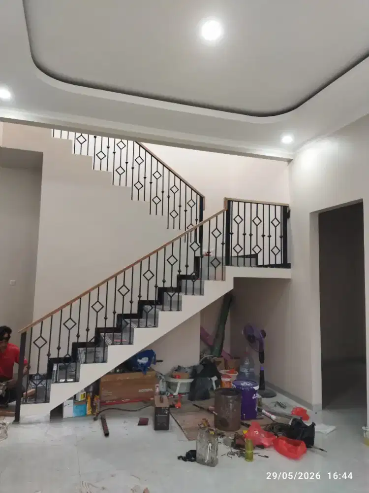 Relinng tangga minimalis