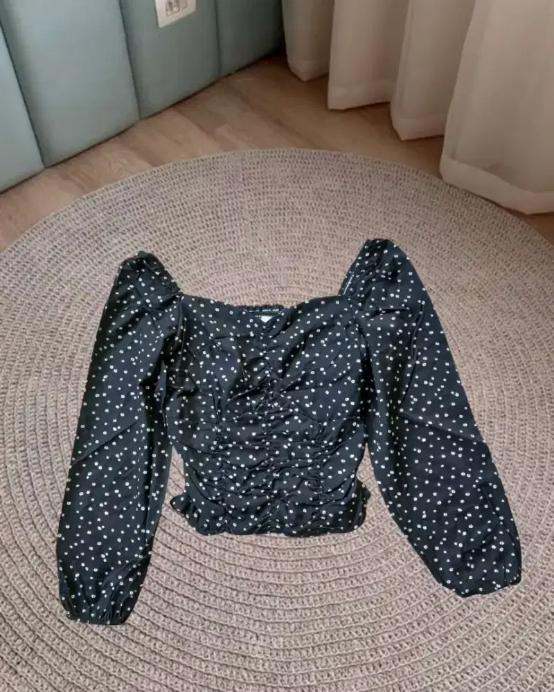 Crop Top Polkadot Puff Sleeve Wanita
