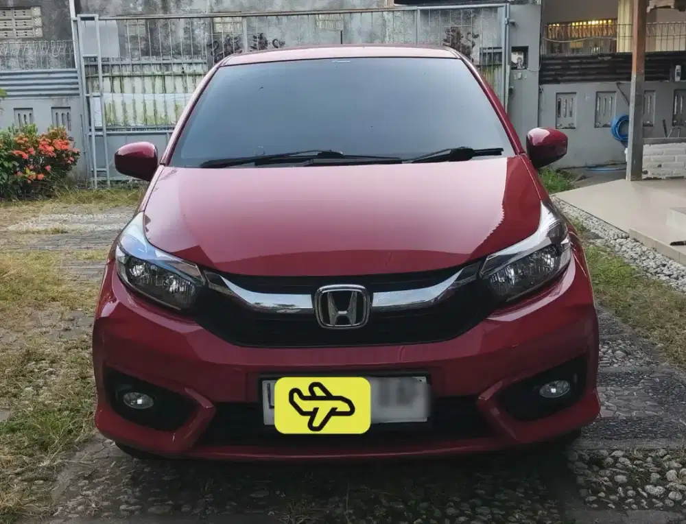 Brio e matic th 2022 merah