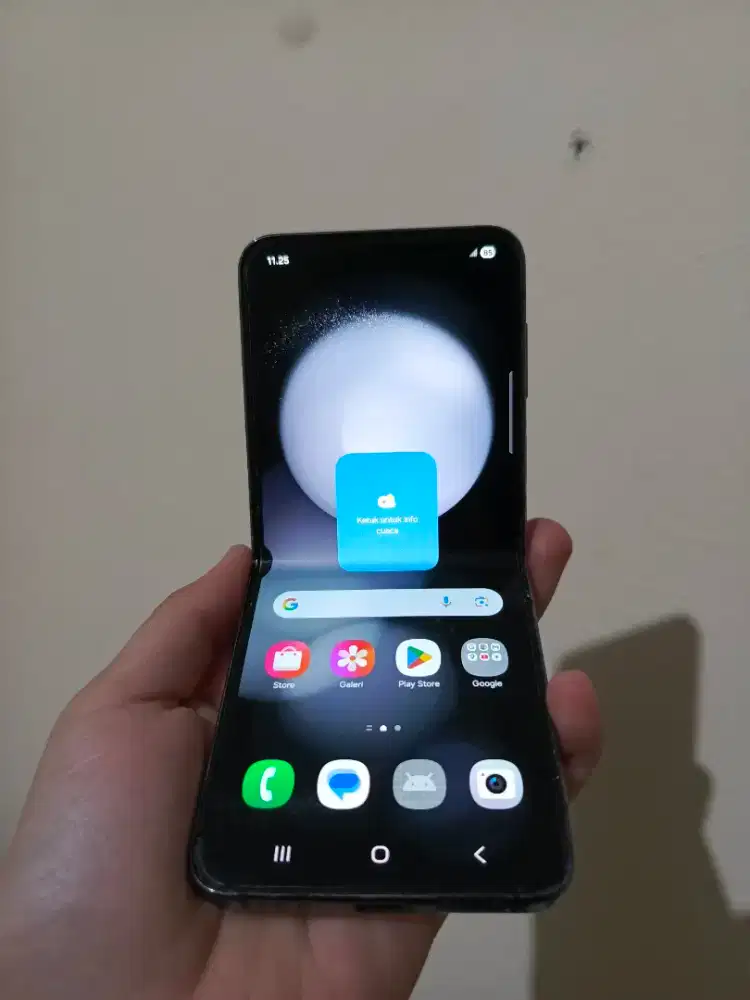Samsung z flip 5 256gb minus