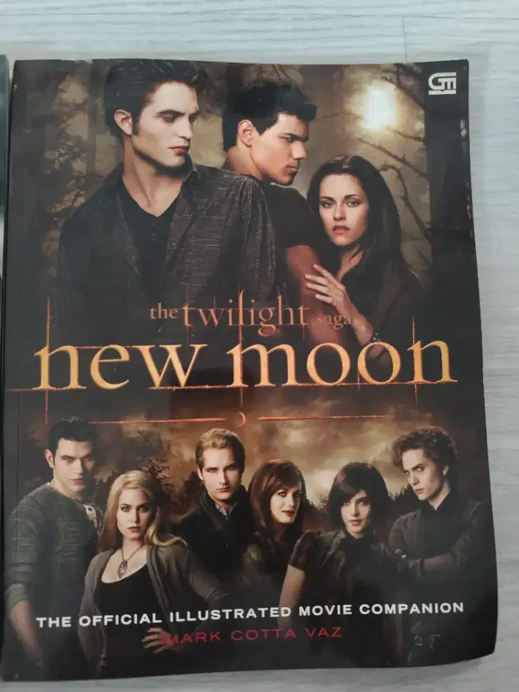 Buku official illustrated movie TWILIGHT saga edition Elcipse & Newmoo