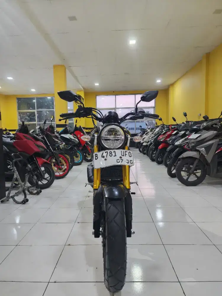 Di jual murah Yamaha xsr 2025