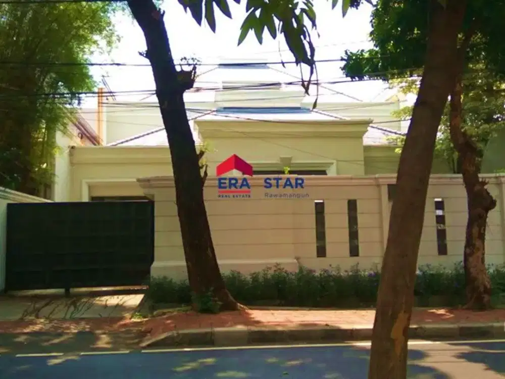 Rumah Mewah 2 Lantai Harga Dibawah Pasar di Kawasan Elite Menteng Jakpus