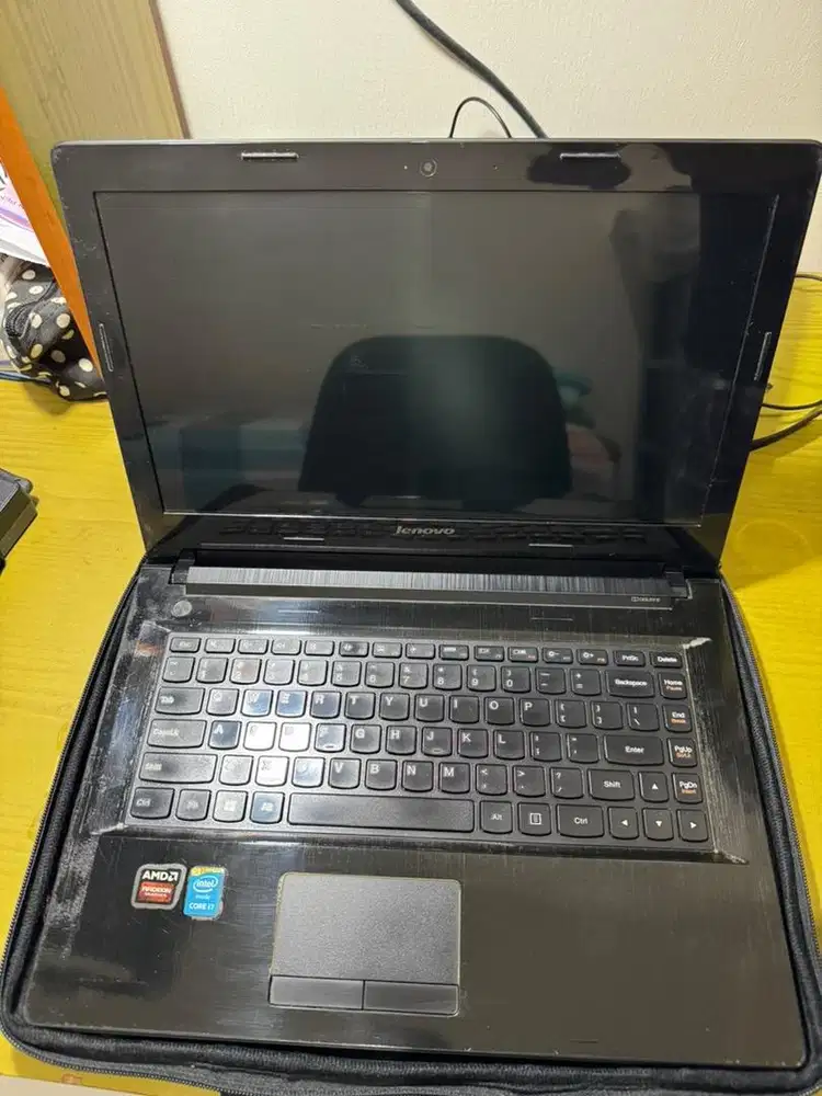 Jual Lenovo Core i7 - RAM 16GB (Upgraded) - Dual VGA & Sudah SSD