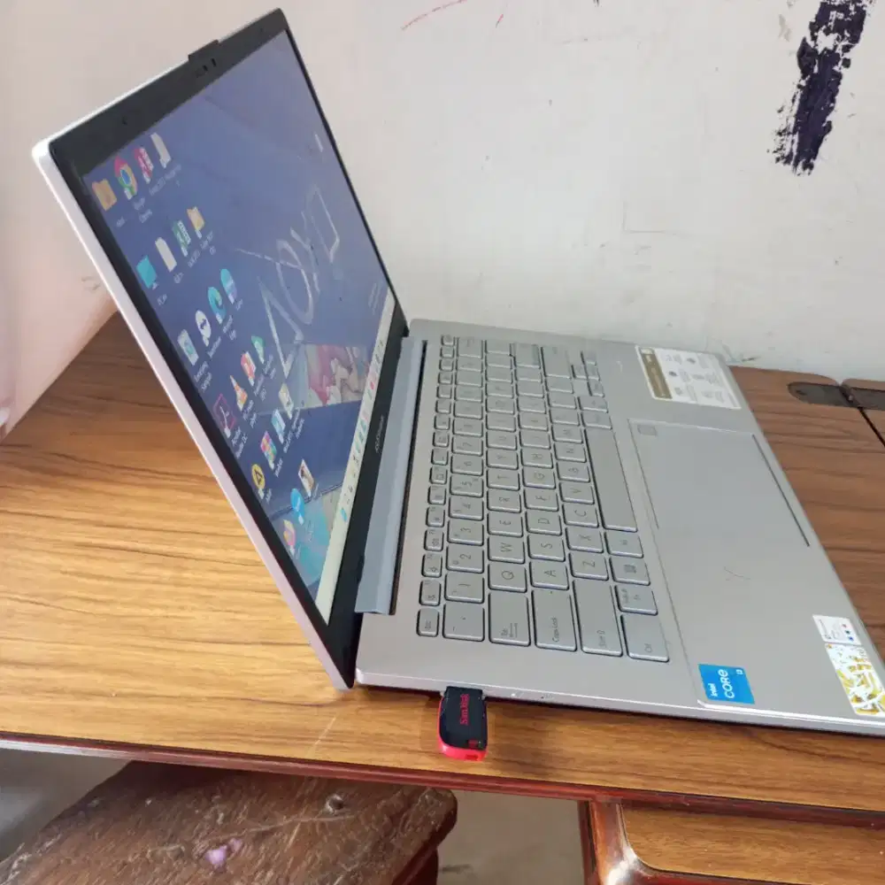 Jual laptop Asus vivobook core i3