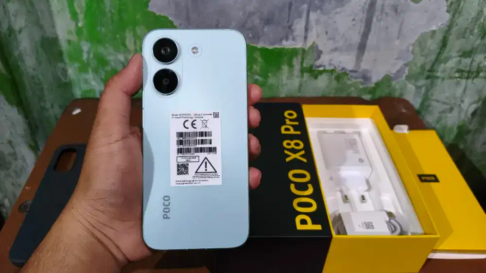 Poco x8 pro 12/512 mint green