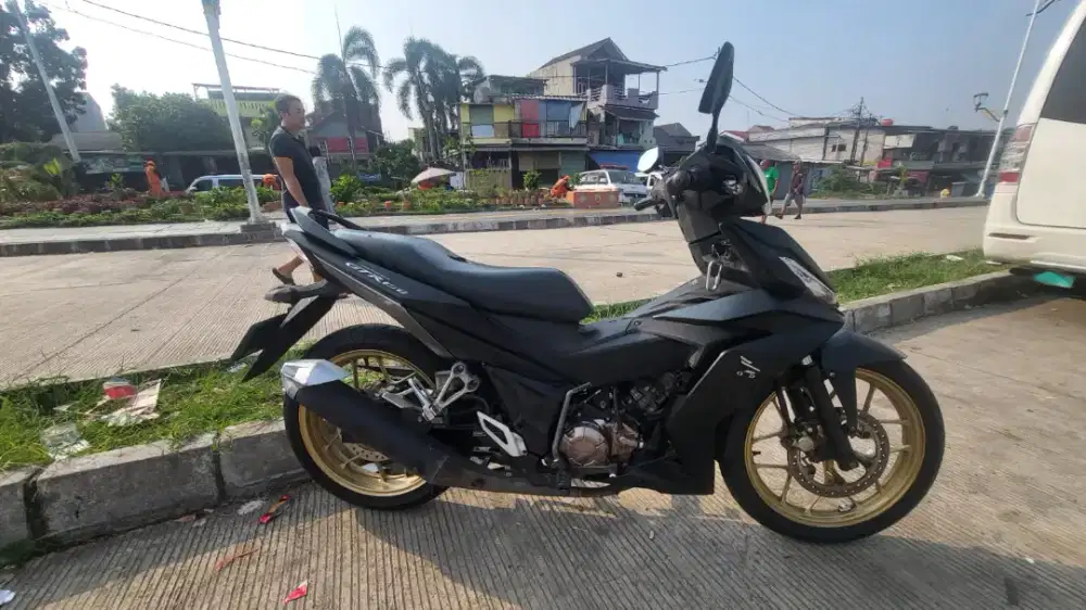 Supra GTR 150 Tahun 2017 Lengkap