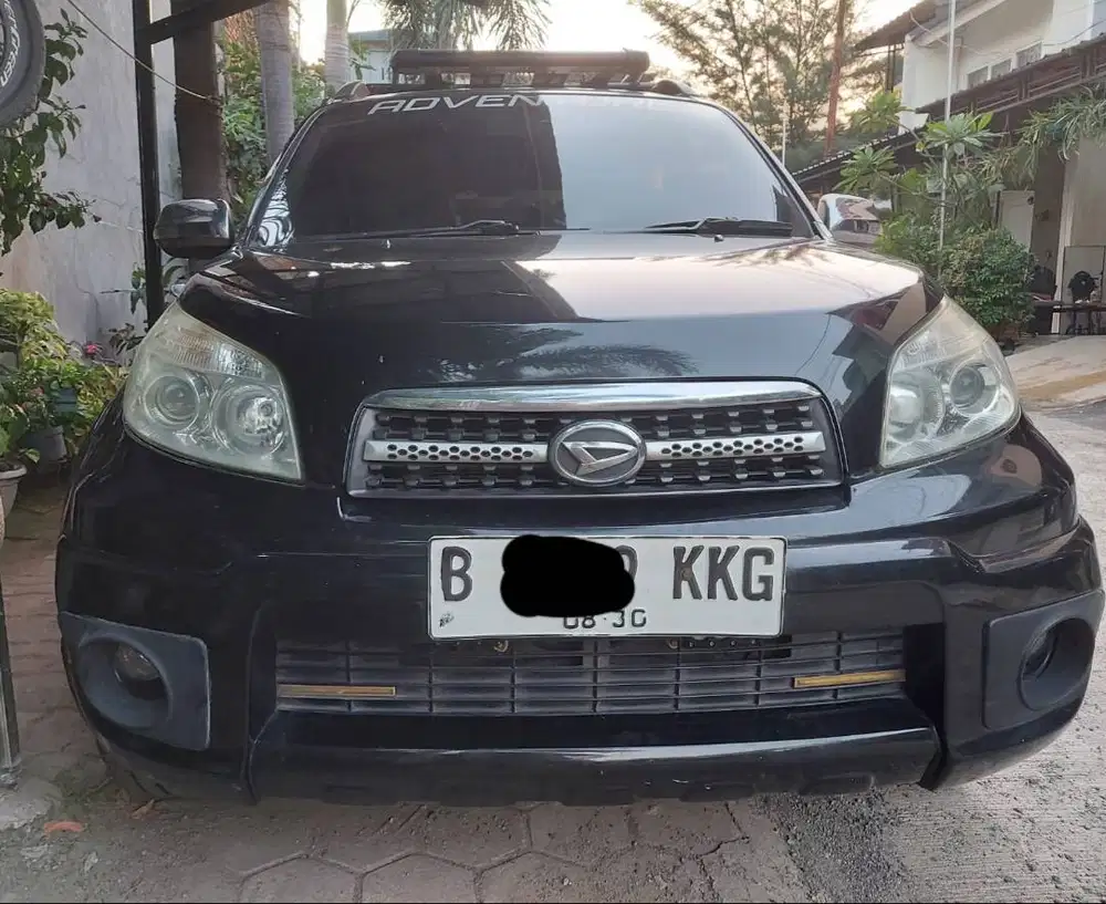 Daihatsu Terios TX Adventure 2011 Automatic Hitam