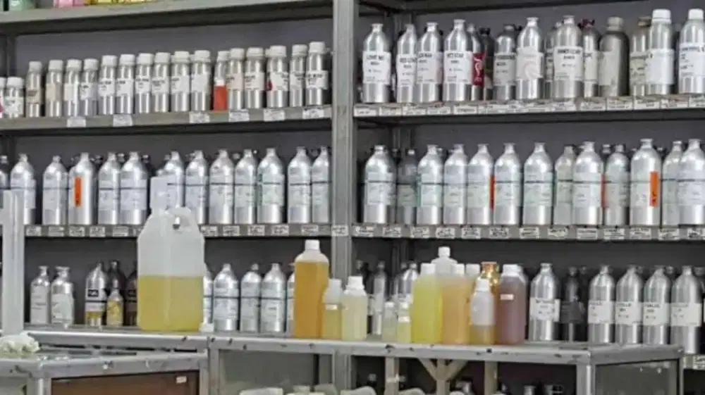 Mencari mitra kerjasama untuk usaha parfum. Bahan kami siapkan semua