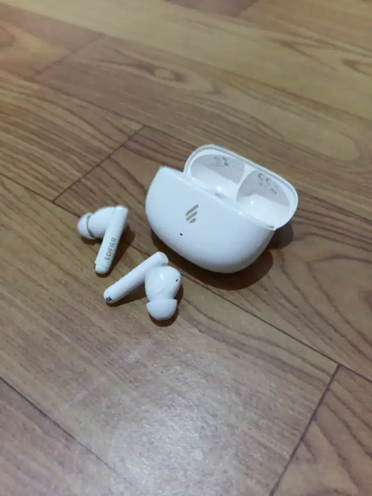 Dijual TWS Edifier X5 Pro Gen 2 2025 - Ivory