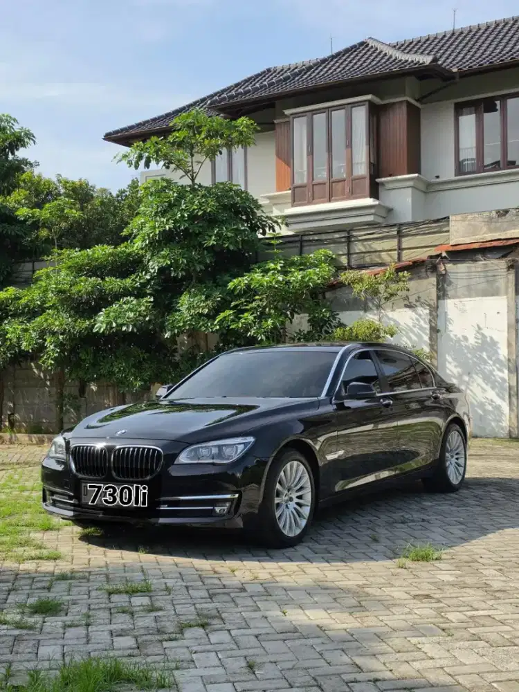 BMW 730LI 2015 ISTIMEWA