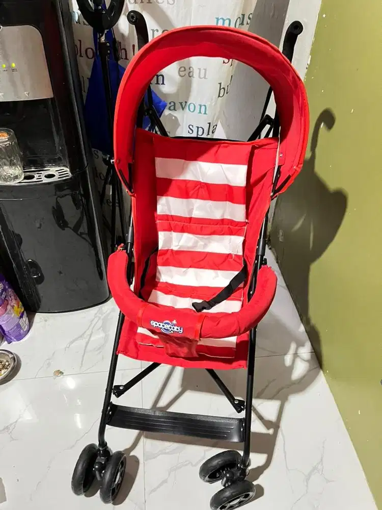 Stroller space baby masih baru jual rugi