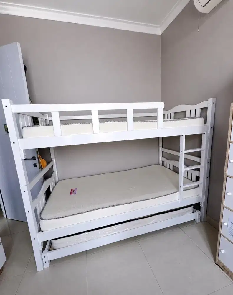 Tempat Tidur Tingkat 100x200 Sorongan Kayu Ranjang 3 Tingkat