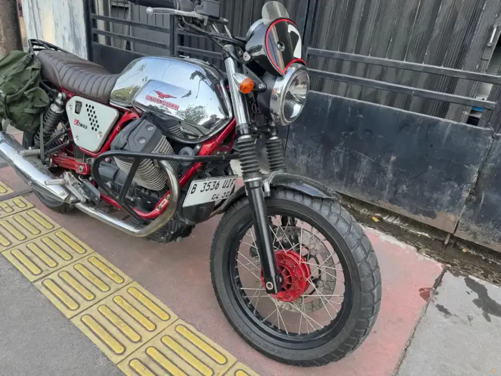 Moto guzzi v7 Stones th 2012  siap pakai