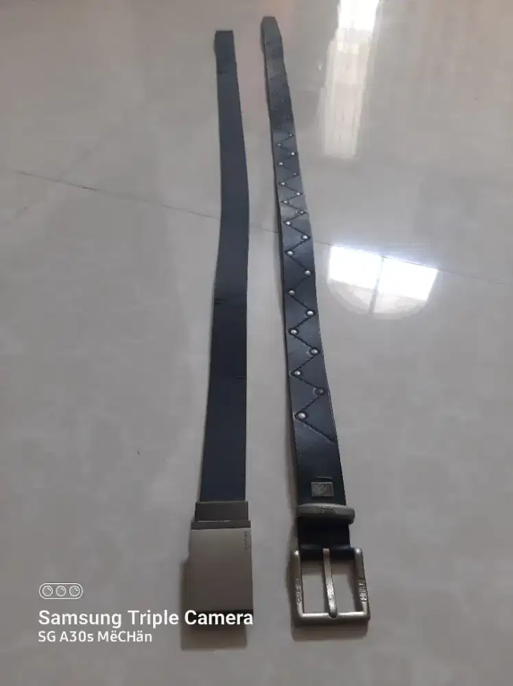 Ikat pinggang Calvin Klein